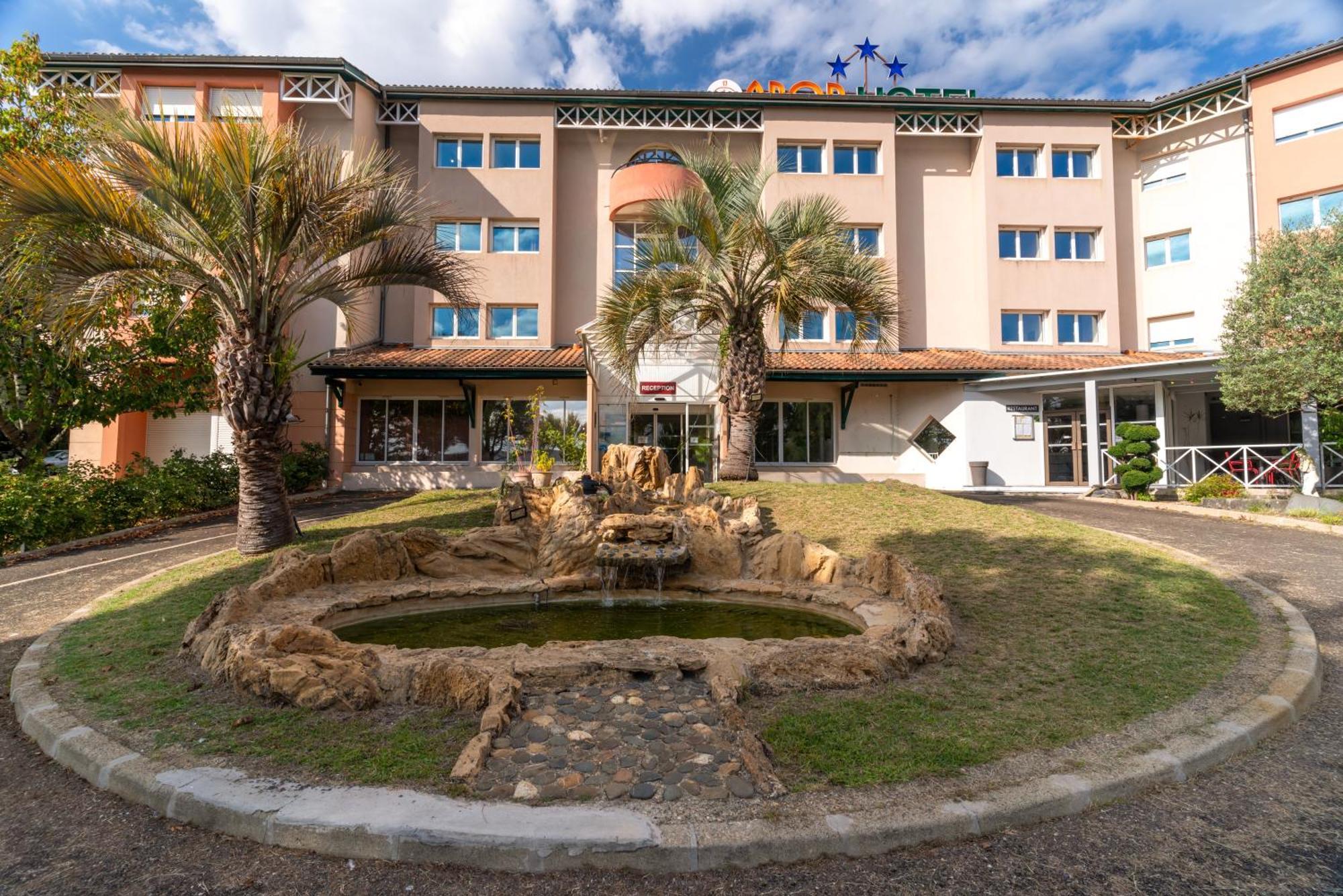 Hotel Abor Saint-Pierre-du-Mont  Exterior foto